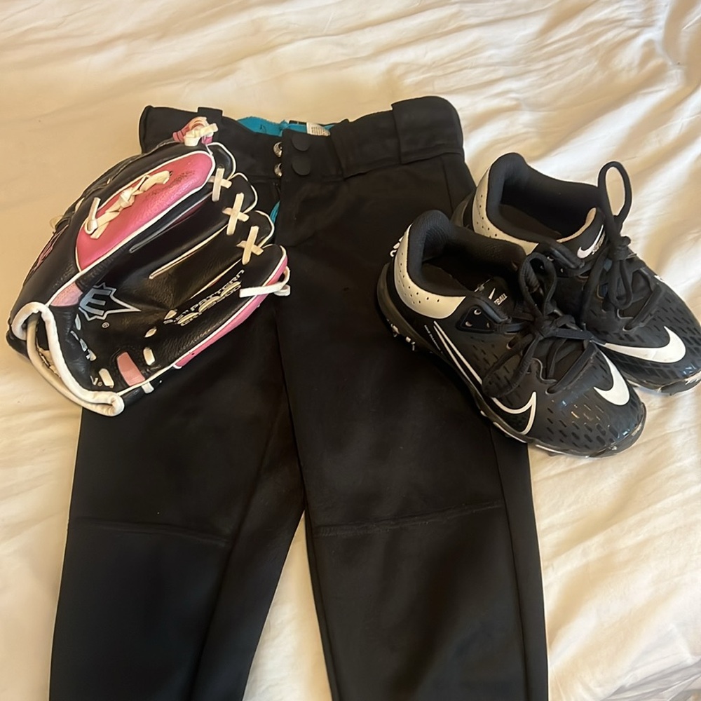 Nike FastFlex Softball Cleats & Adidas softball pants youth xs Easton glove